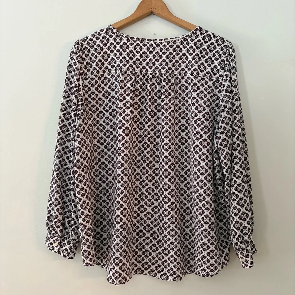 LOFT Plus Sz 18 Ivory Purple Damask Long Sleeve Blouse Split Neck Flowy Fit - Picture 5 of 8